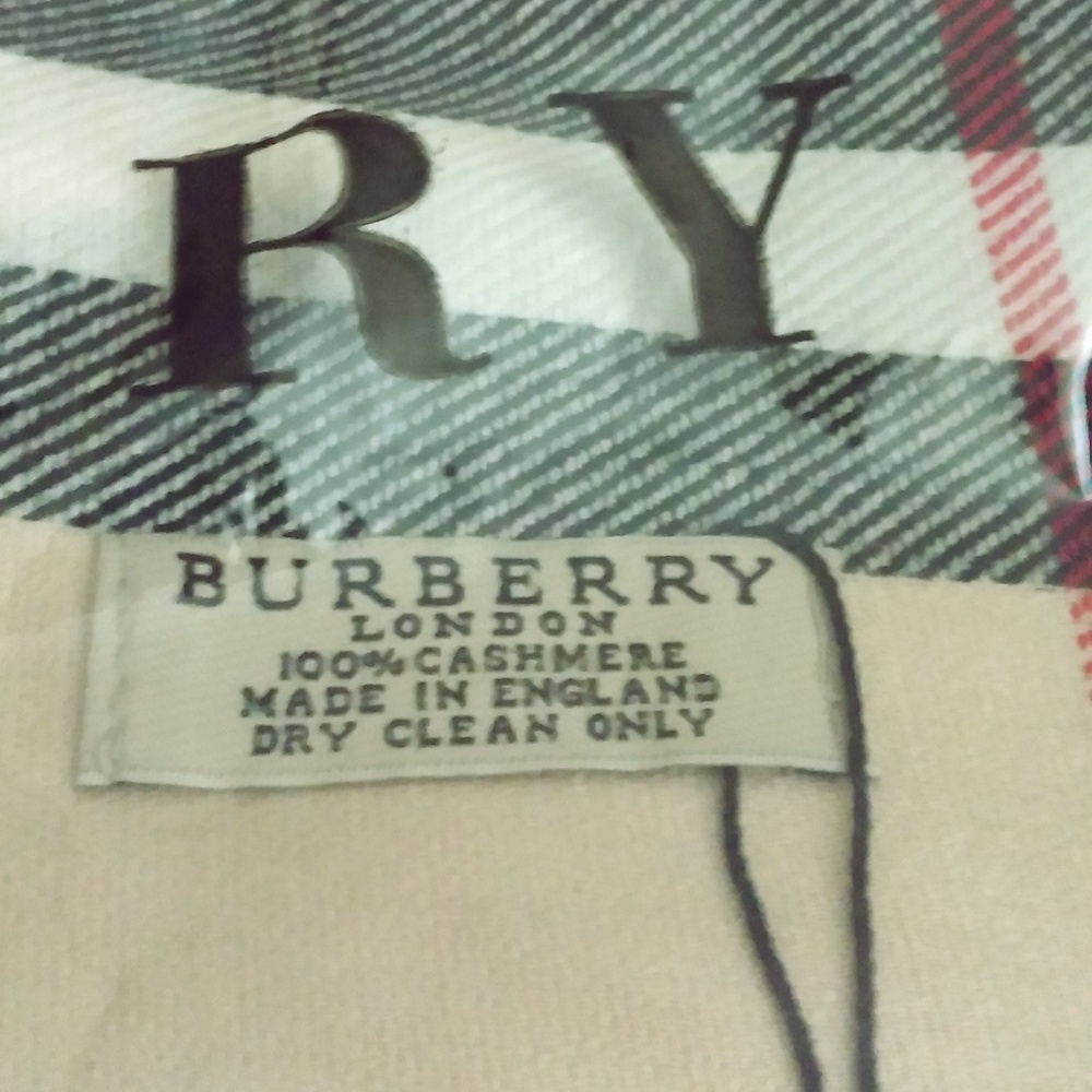 100% Cashmere Scarf